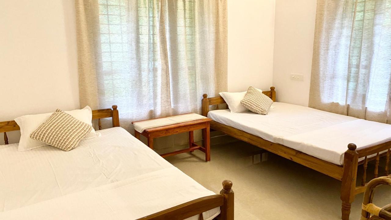 瓦尔卡拉 Tattwamasi Ayuryoga With Breakfast And Yoga酒店 外观 照片